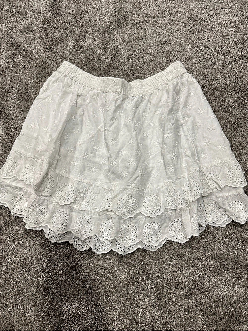 Gap White Embroidered Eyelet Skirt Size L